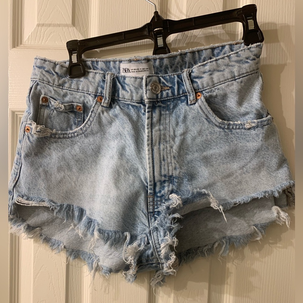 Zara Denim Cutoff Shorts Frayed Distressed High Rise Jeans Shorts Women's US 6